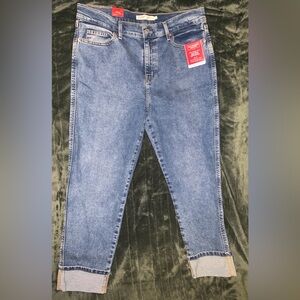 LEVI STRAUSS VINTAGE MID RISE BOYFRIEND JEANS